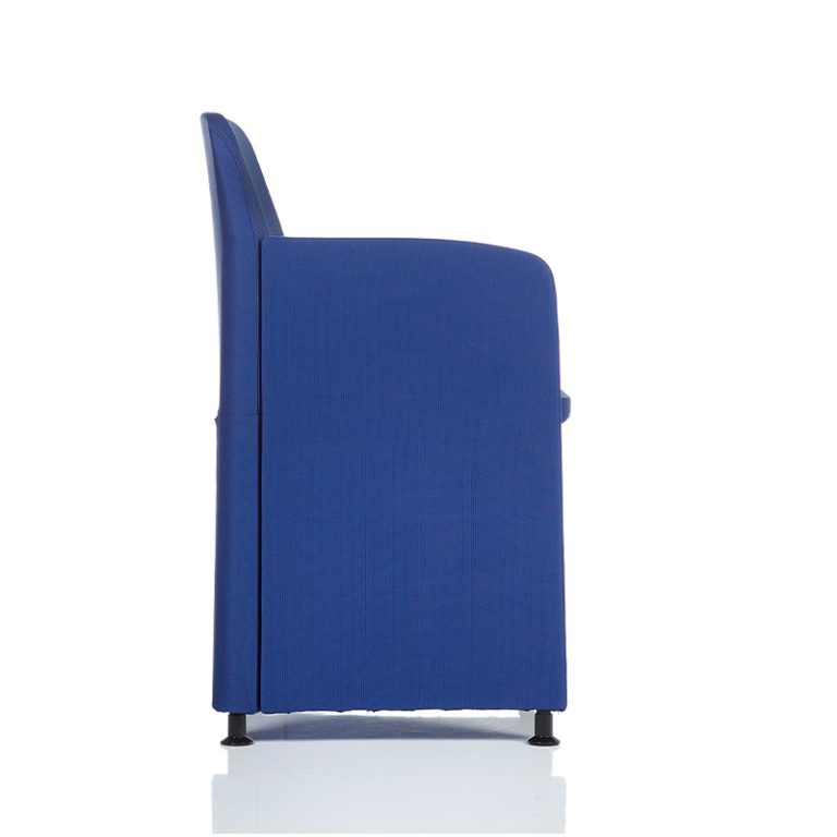 Poltrona per collettività e contract modello Folder Soft di Cinearredo