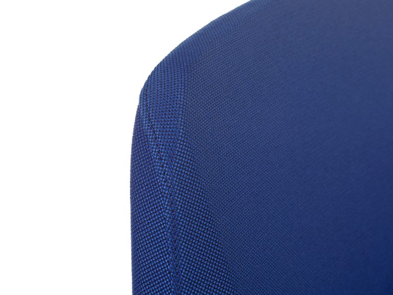 Poltrona per collettività e contract modello Folder Soft di Cinearredo