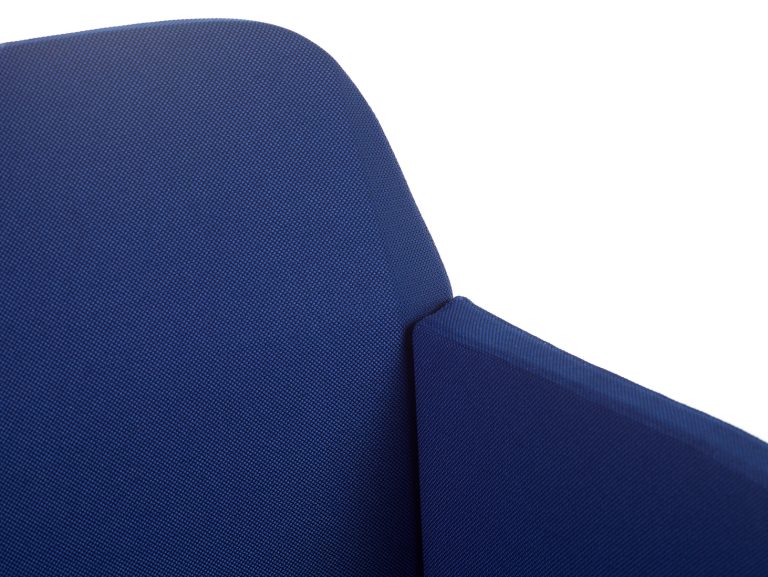 Poltrona per collettività e contract modello Folder Soft di Cinearredo