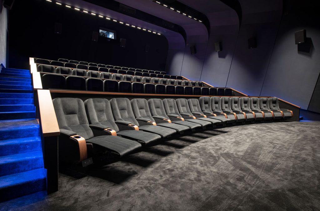 Poltrona per collettività e contract modello Arcadia Le Due Torri di Cinearredo