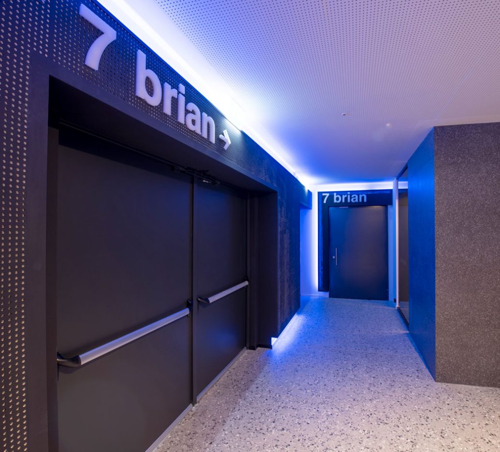 Poltrona per collettività e contract modello Arcadia Le Due Torri di Cinearredo